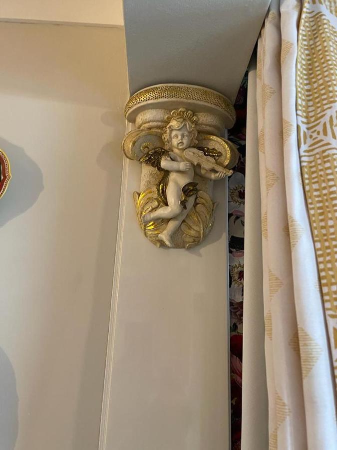"The Italian" Seafront Apartment อีสต์บอร์น ภายนอก รูปภาพ