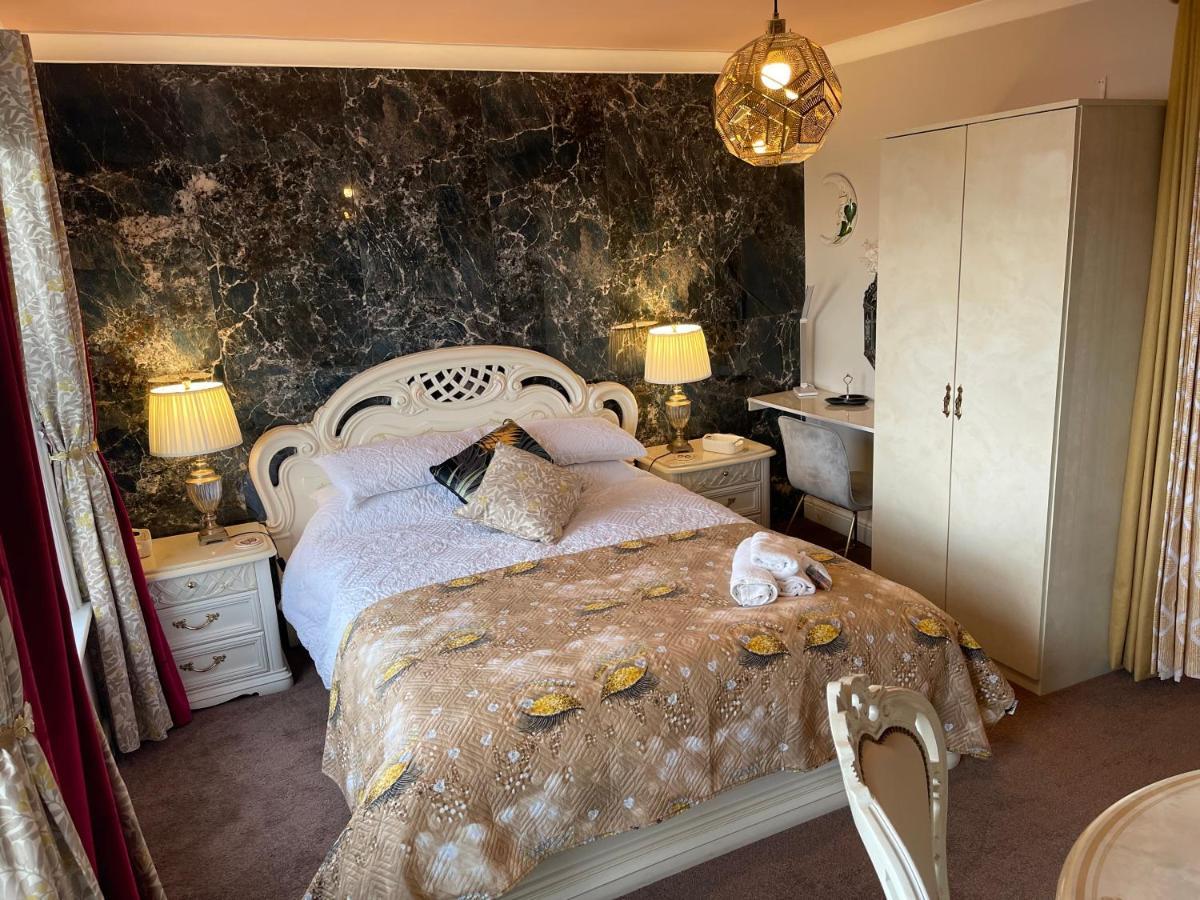 "The Italian" Seafront Apartment อีสต์บอร์น ภายนอก รูปภาพ